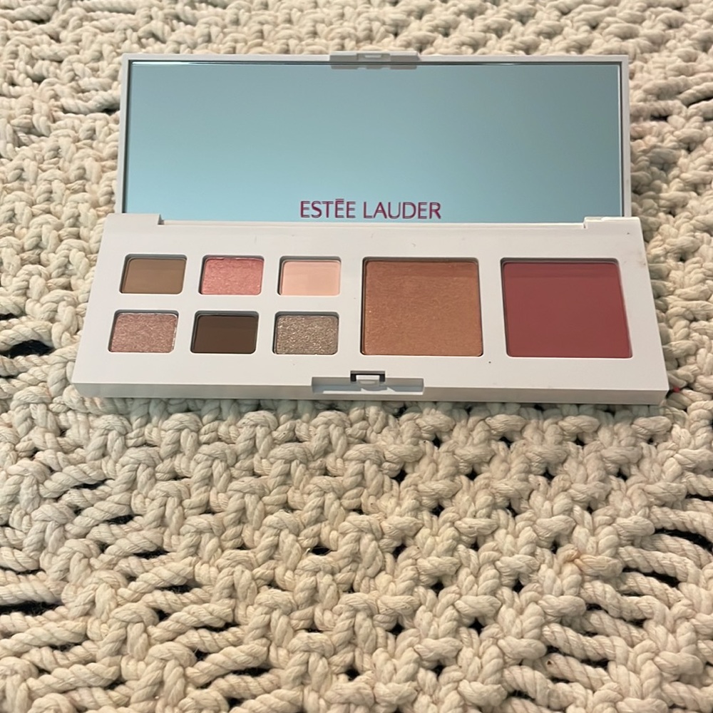 Brand New Estēe Lauder Sculpting Eyeshadow & Blush